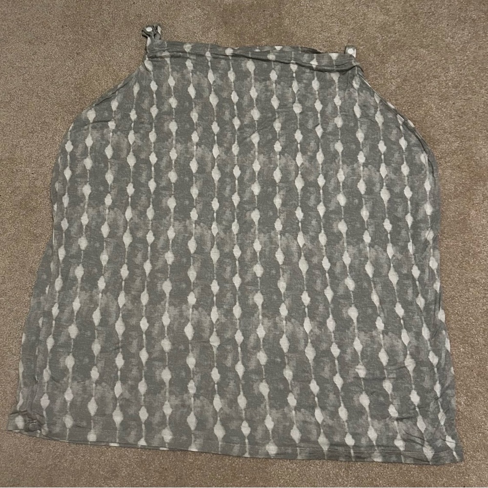 Bebe Au Lait Nursing Cover